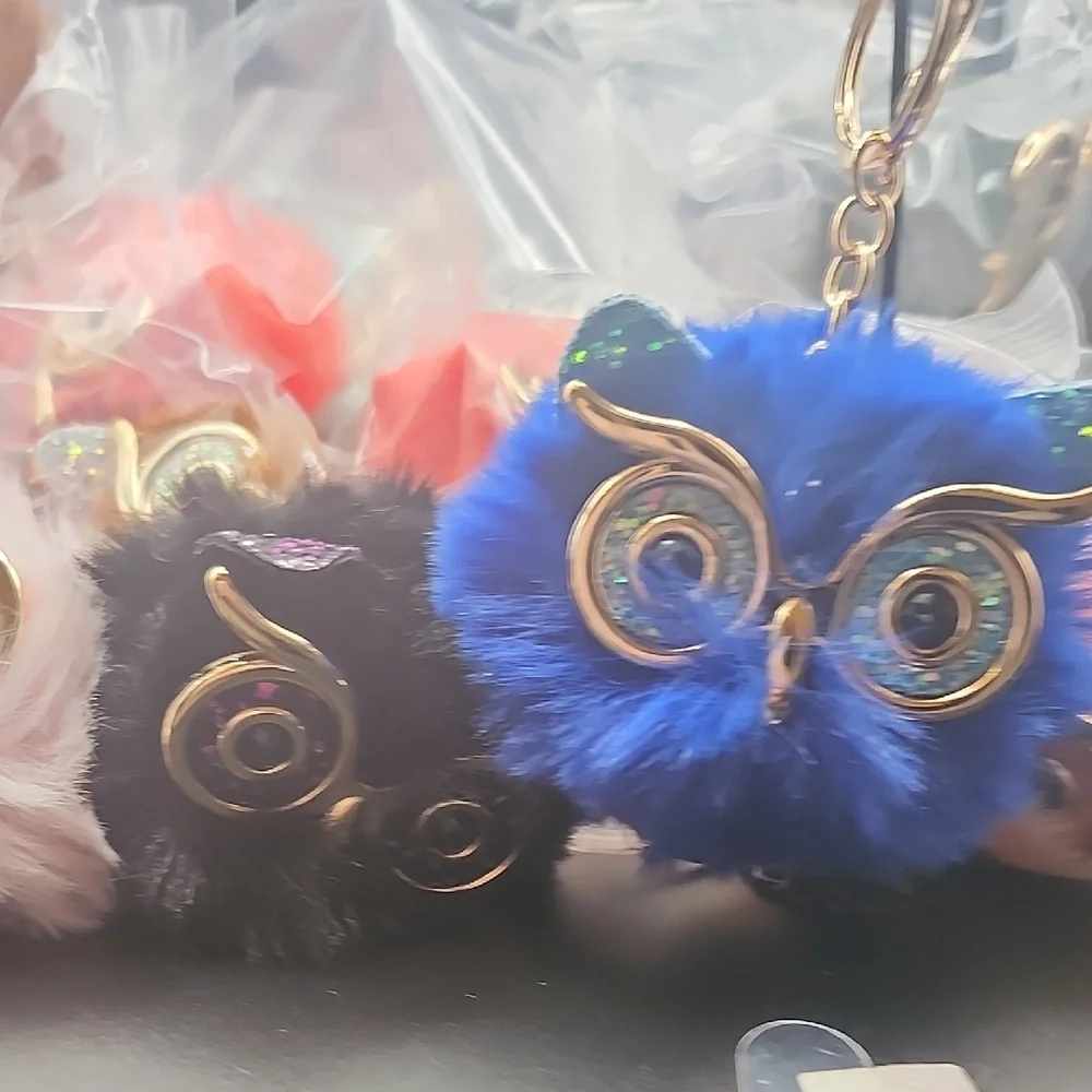 Faux Fur Owl Keychain Bag Charm. 25 PIECE LOT.